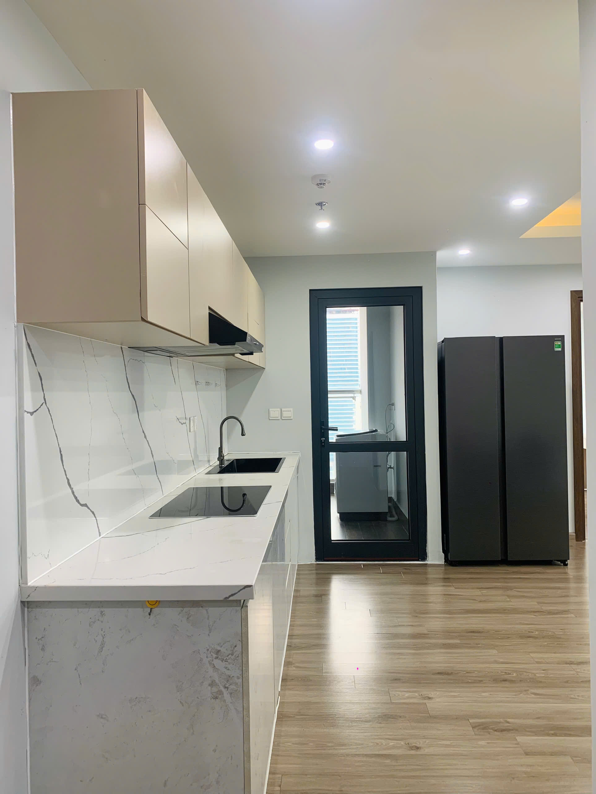 Hud Building apartment for rent | 3 bedrooms | 90m2